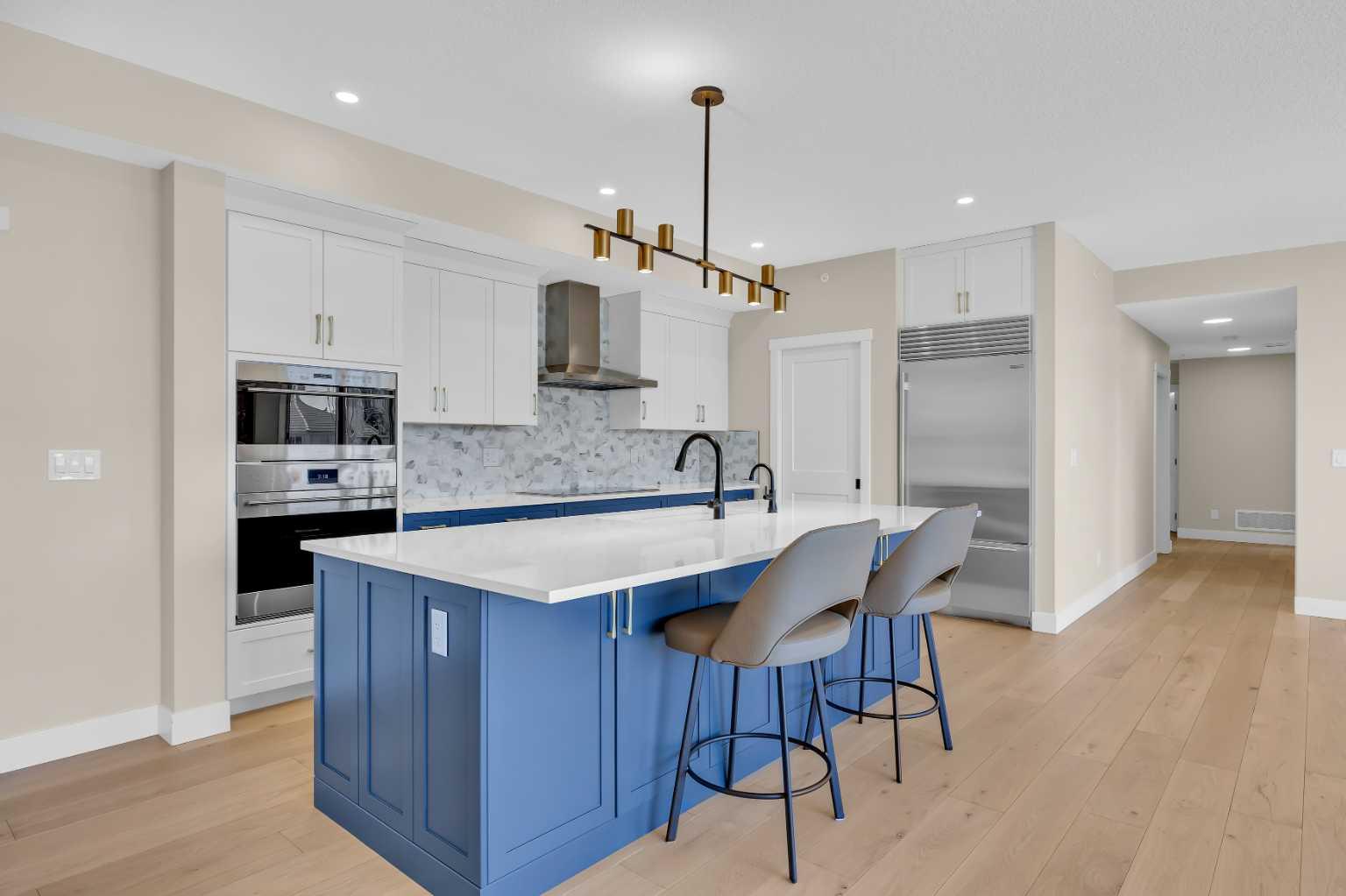 409, 15 Cougar Ridge Landing SW, T3H6C3
