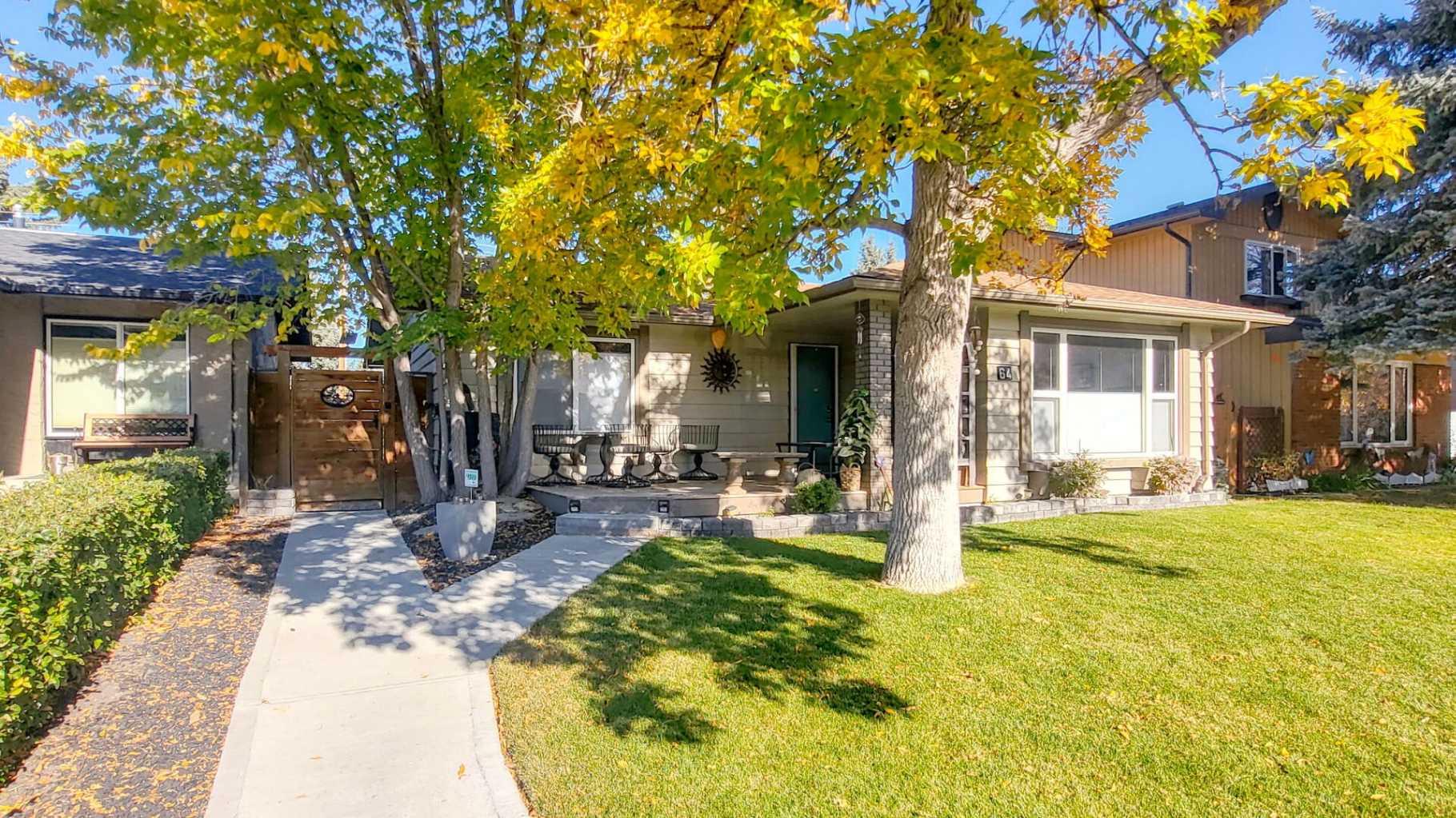 64 Midglen Drive SE, T2X 1G7