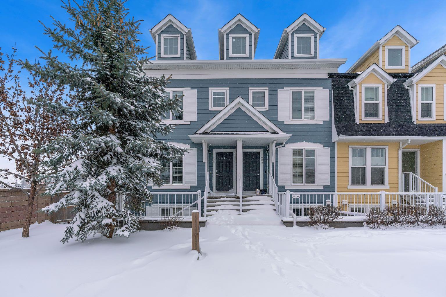 406 Mckenzie Towne Close SE, T2Z 1A9