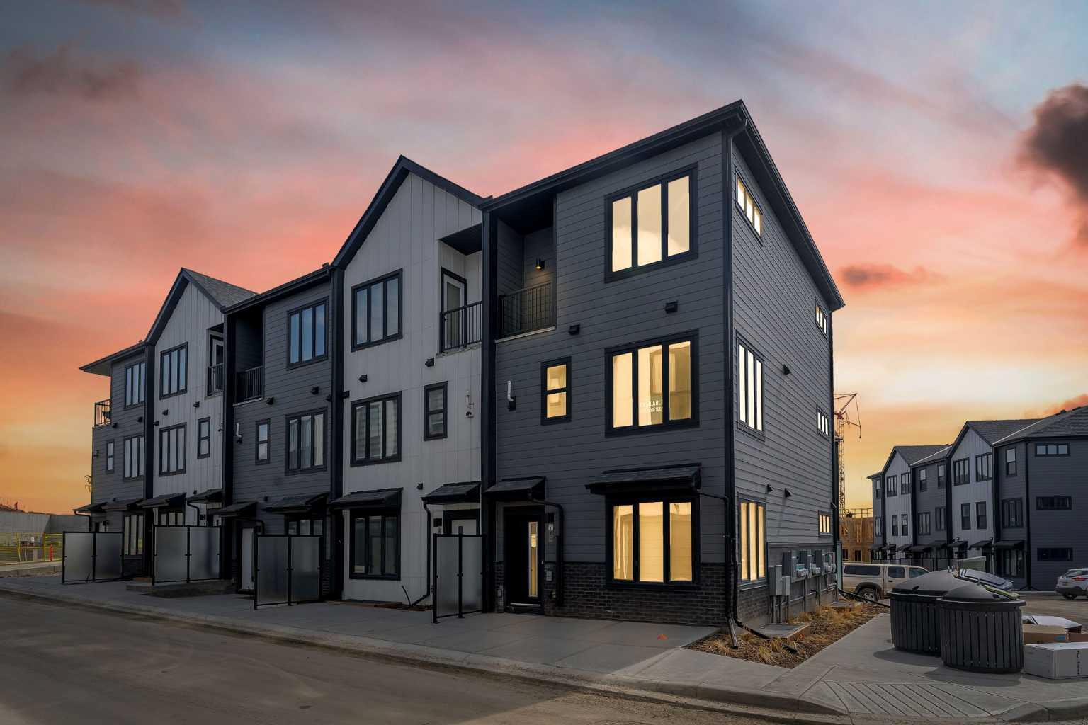 804A, 120 Arbour Lake Court NW, T3G 0H6