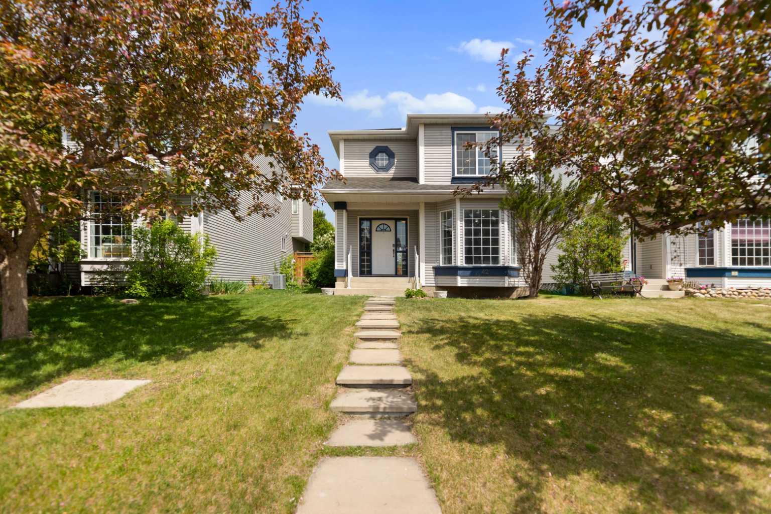 42 River Rock Road SE, T2C 4H2