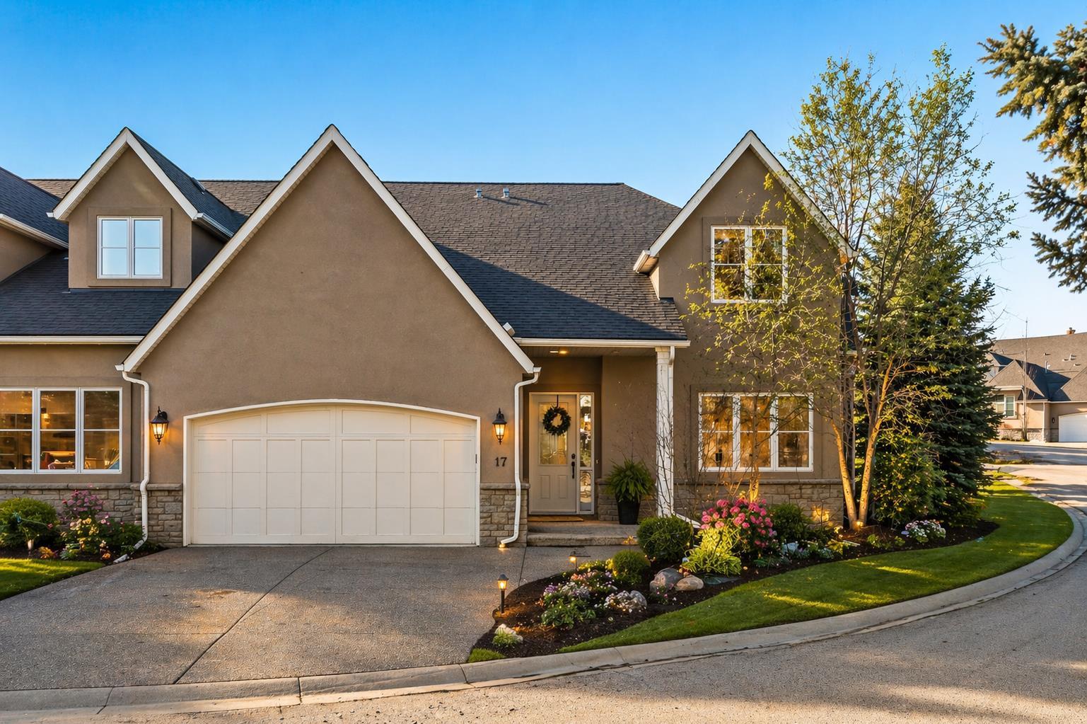 17, 1359 69 Street SW, T3H 3W8