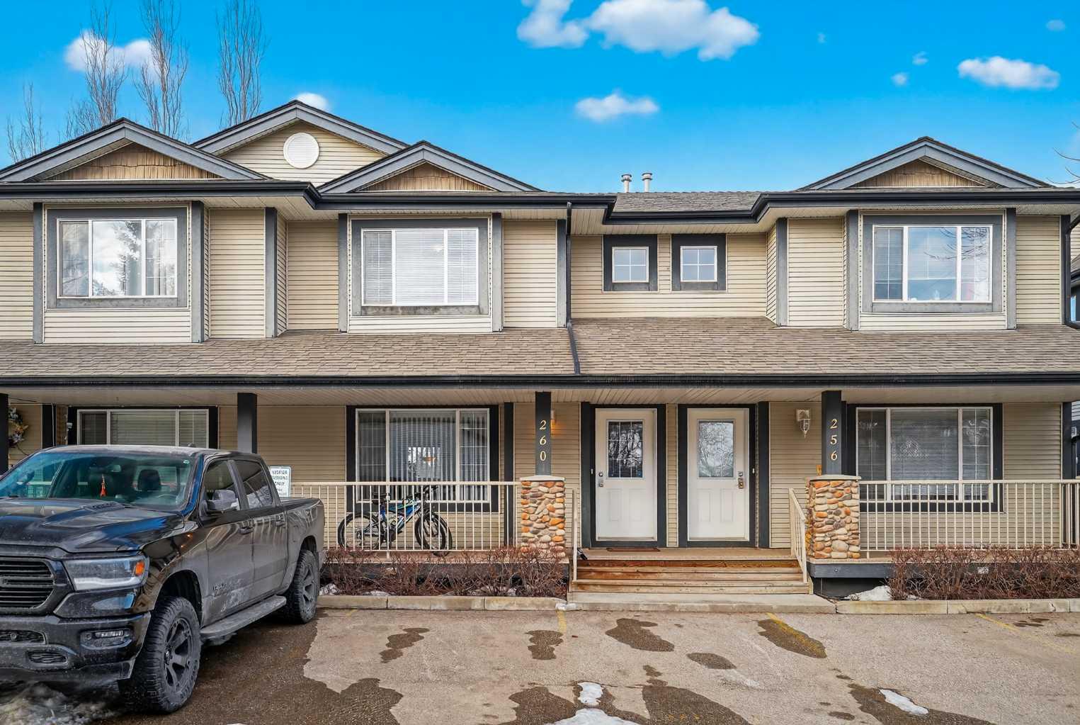 260 Stonemere Place, T1Z 1N2