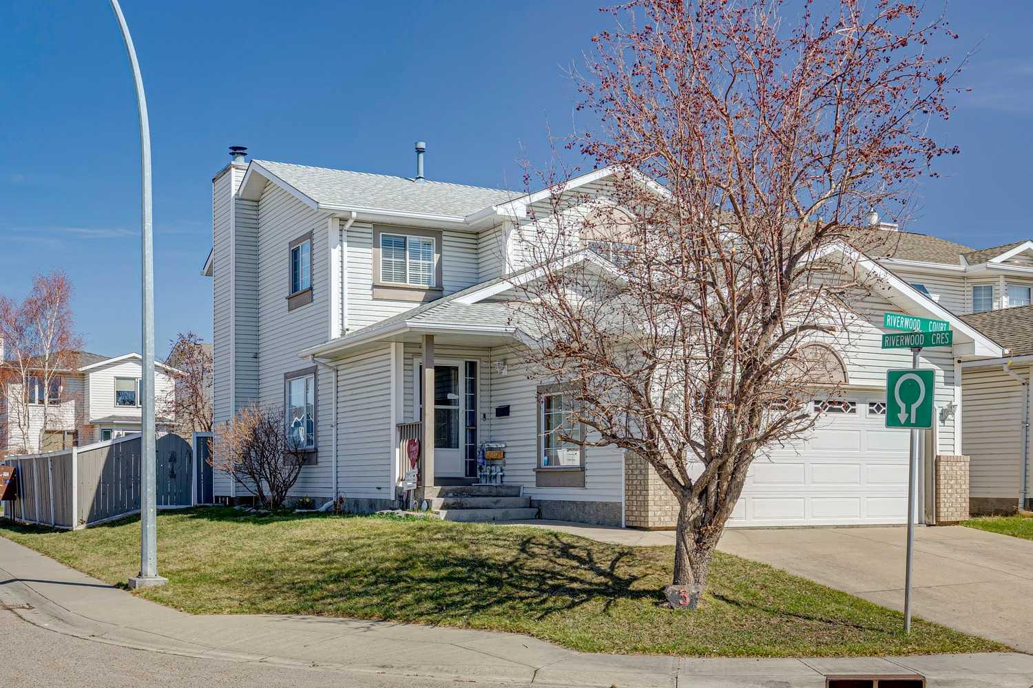 3 Riverwood Court SE, T2C4E9