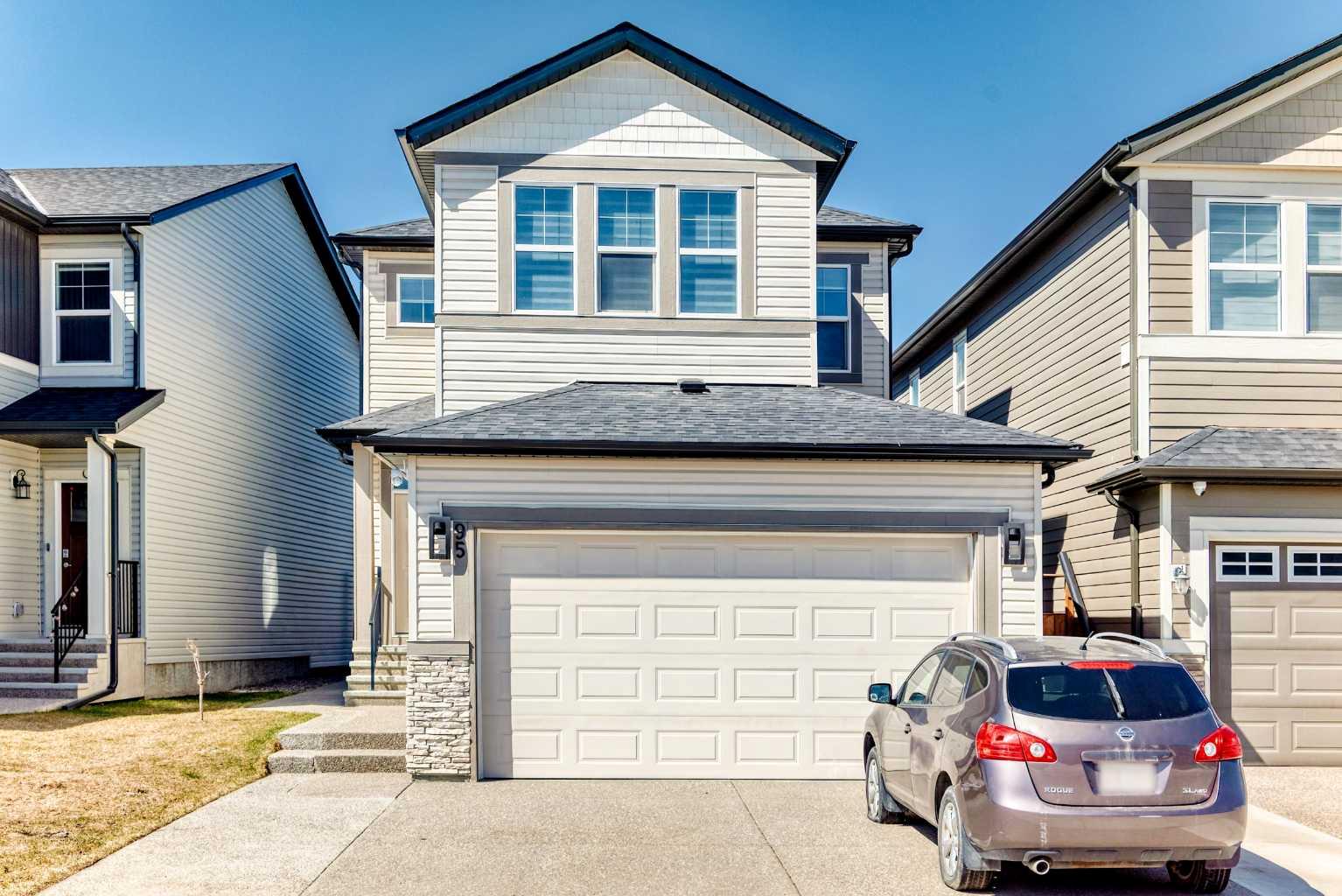 95 Cornerbrook Common NE, T3N1L9