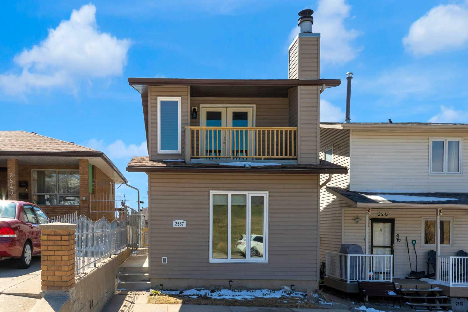 2537 9 Avenue SE, T2A 0B4