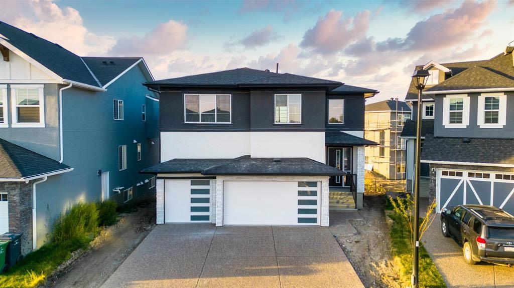 215 Kinniburgh Place, T1X 1Y1