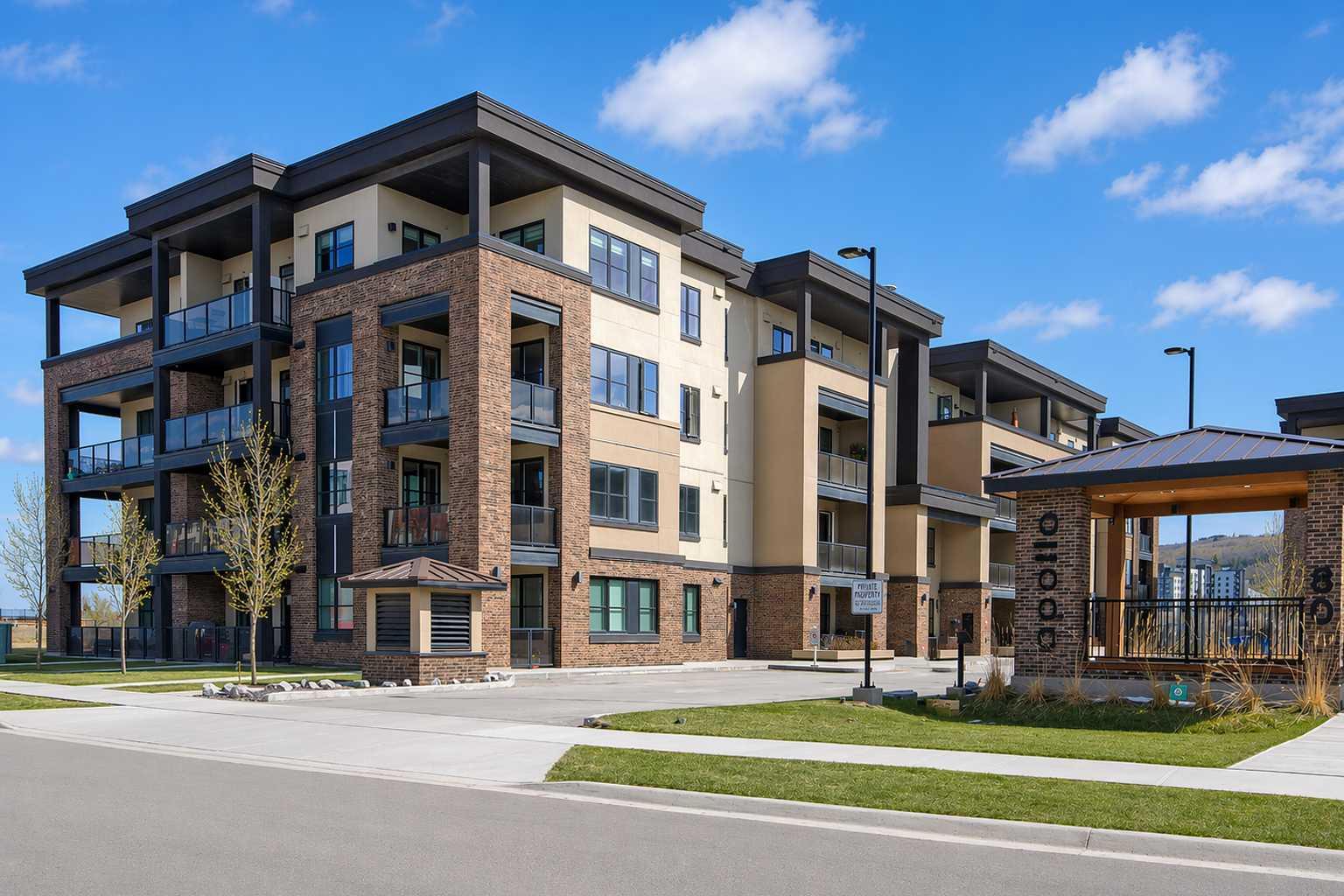 1207, 80 Greenbriar Place NW, T3B 6J4