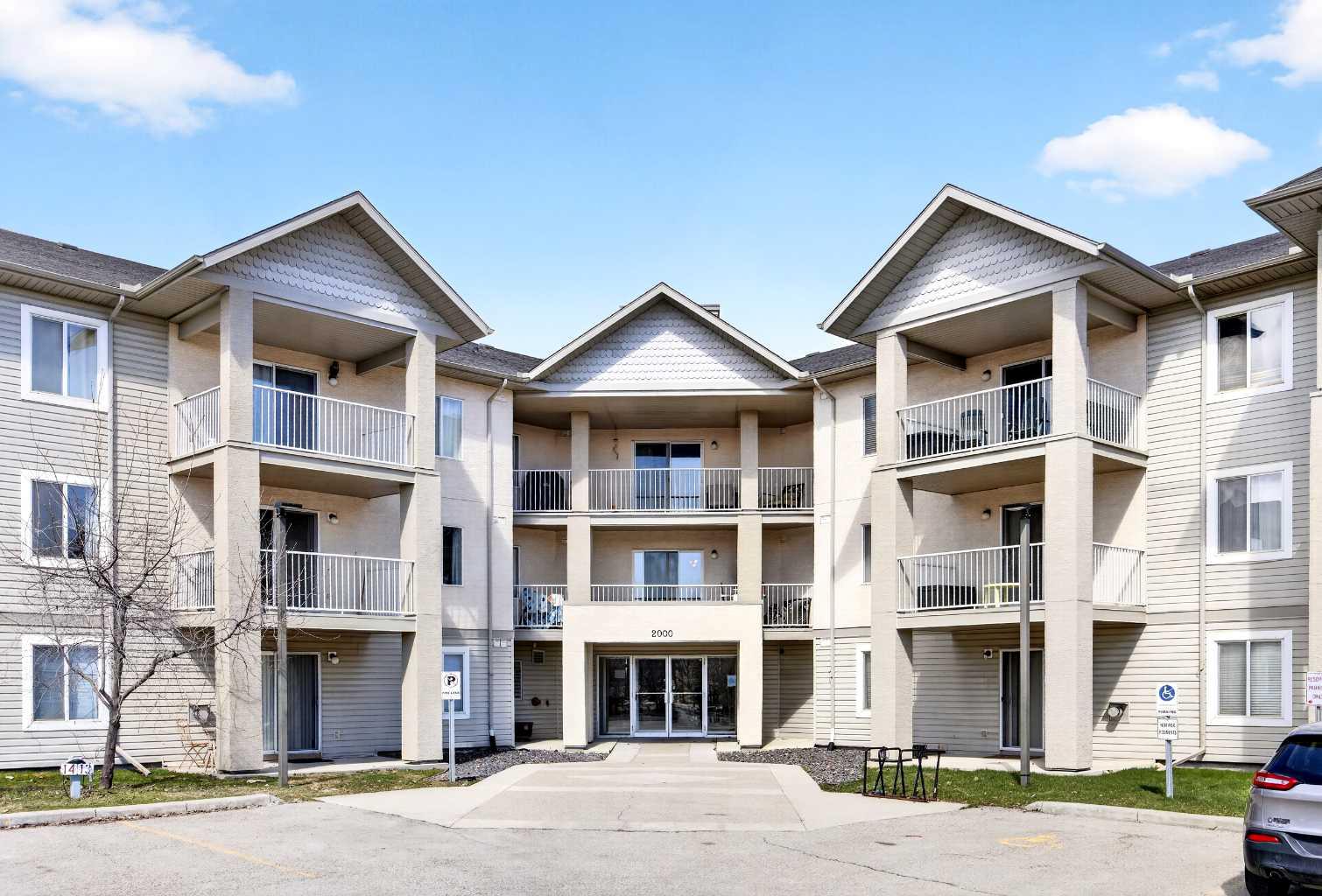 213, 2000 Citadel Meadow Point NW, T3G 5N5