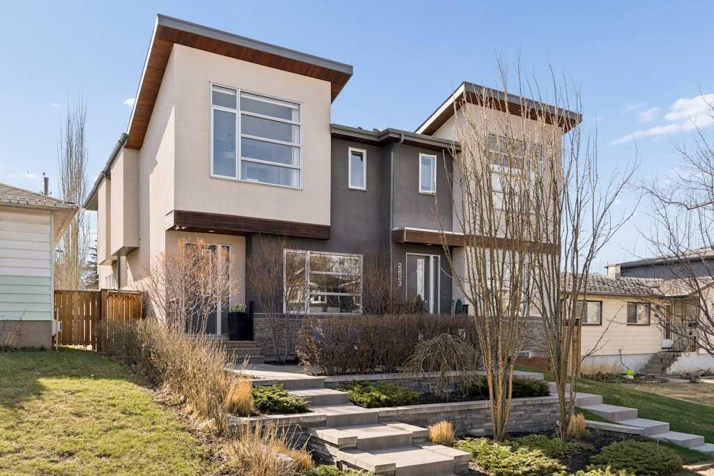 2825 35 Street SW, T3E 2Y4