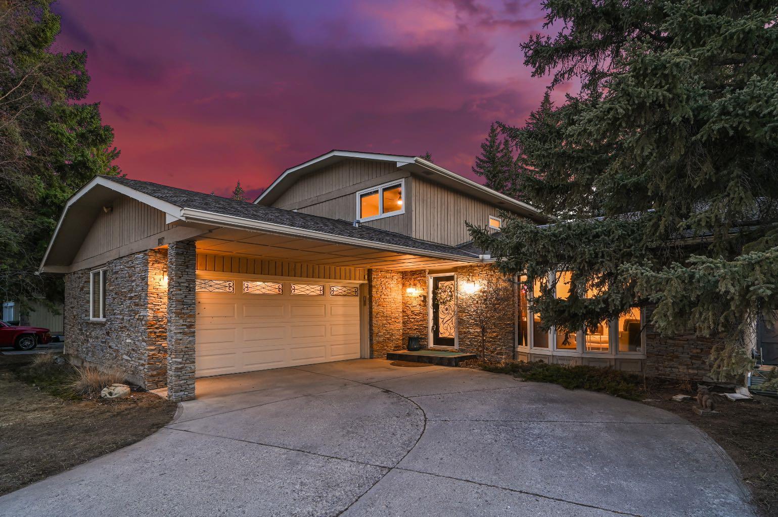 107 Pump Hill Place SW, T2V 4C6