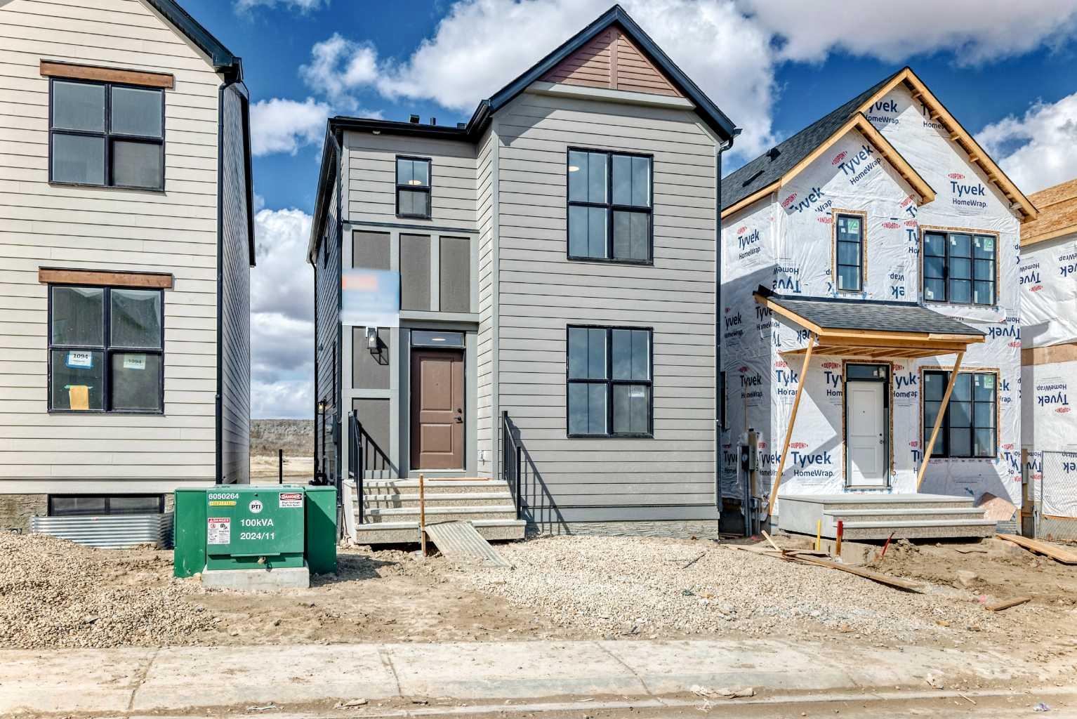 1098 Sawgrass Link NW, T4B5V2