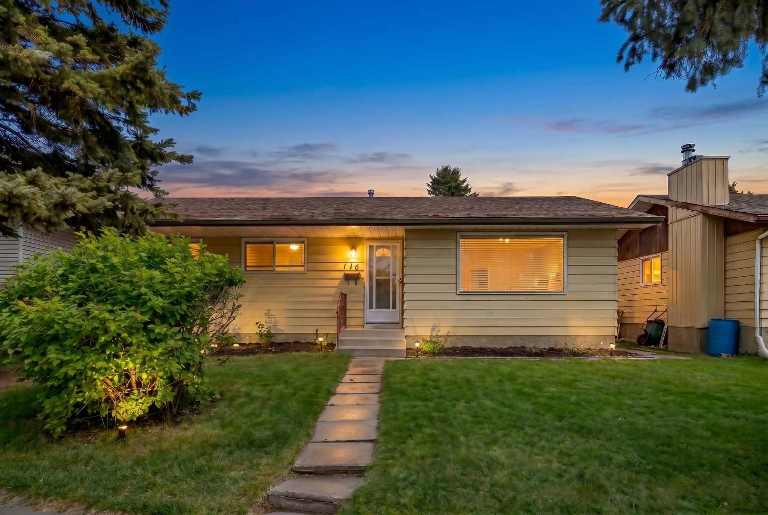 116 Dovercrest Way SE, T2B 2L9