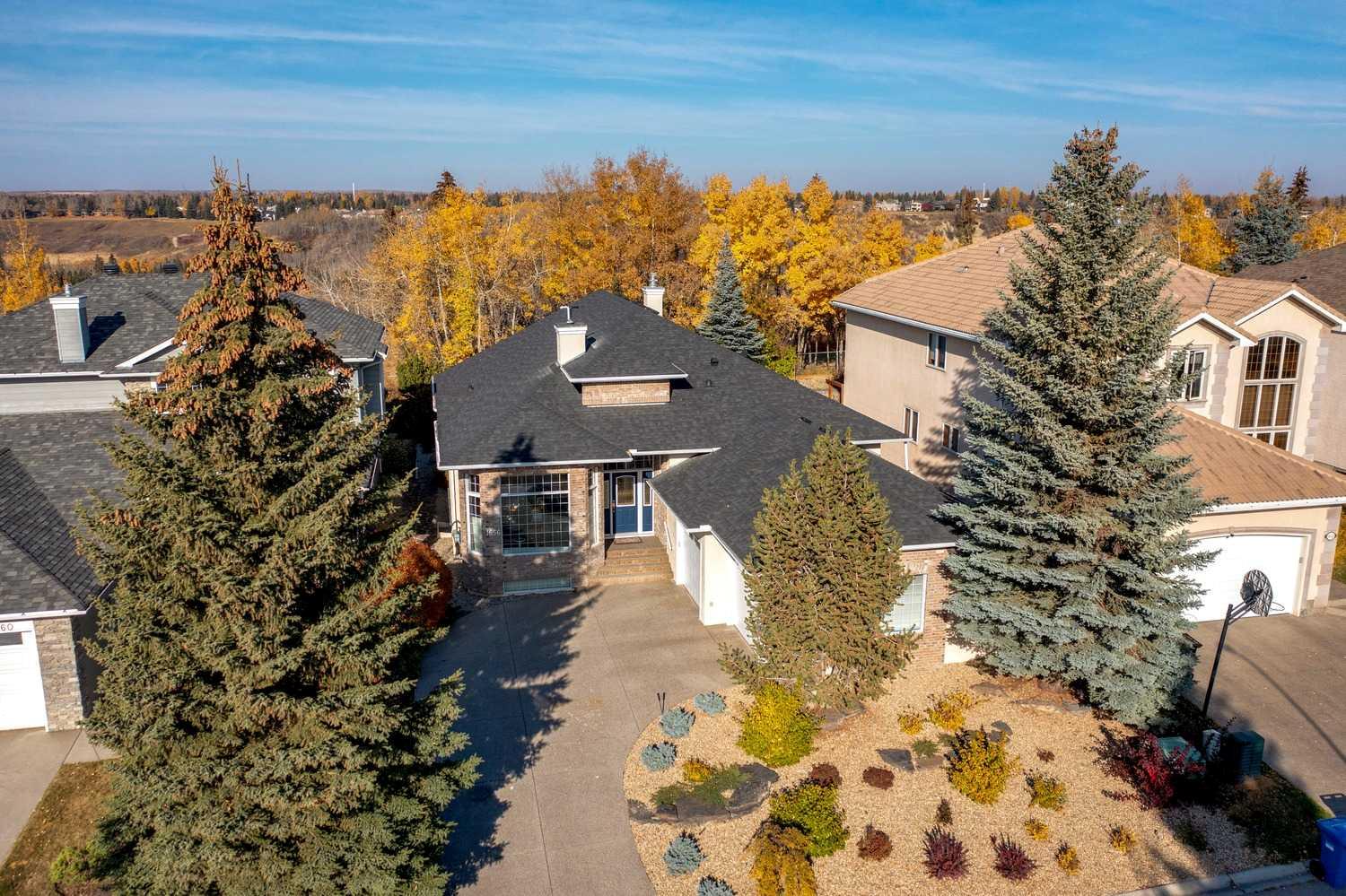 1656 Evergreen Hill SW, T2Y3B6