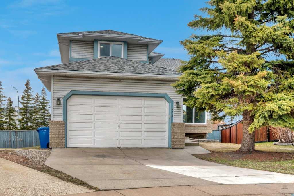 215 Hawktree Circle NW, T3G 2Y6
