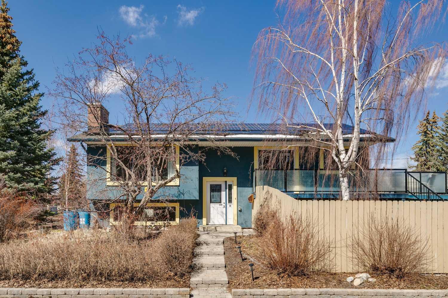 6608 Silverview Road NW, T3B 3L6