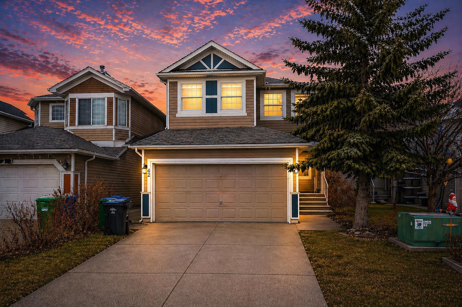 42 Royal Elm Drive NW, T3G 5P7