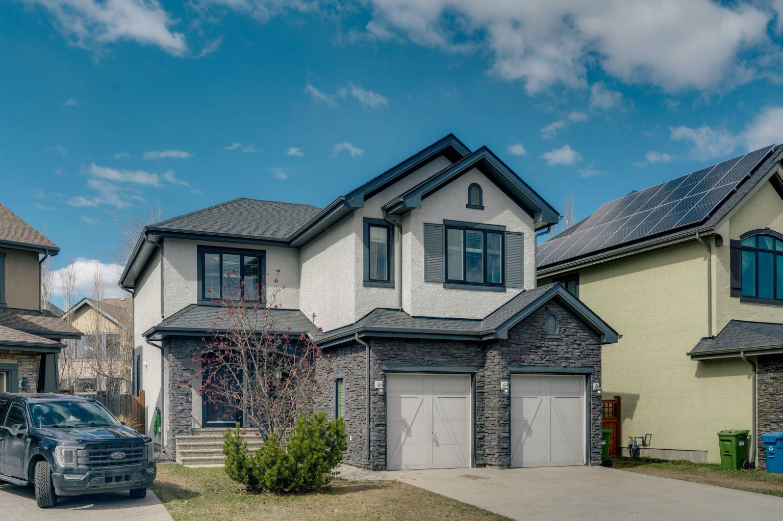 52 West Coach Court SW, T3H 0N1