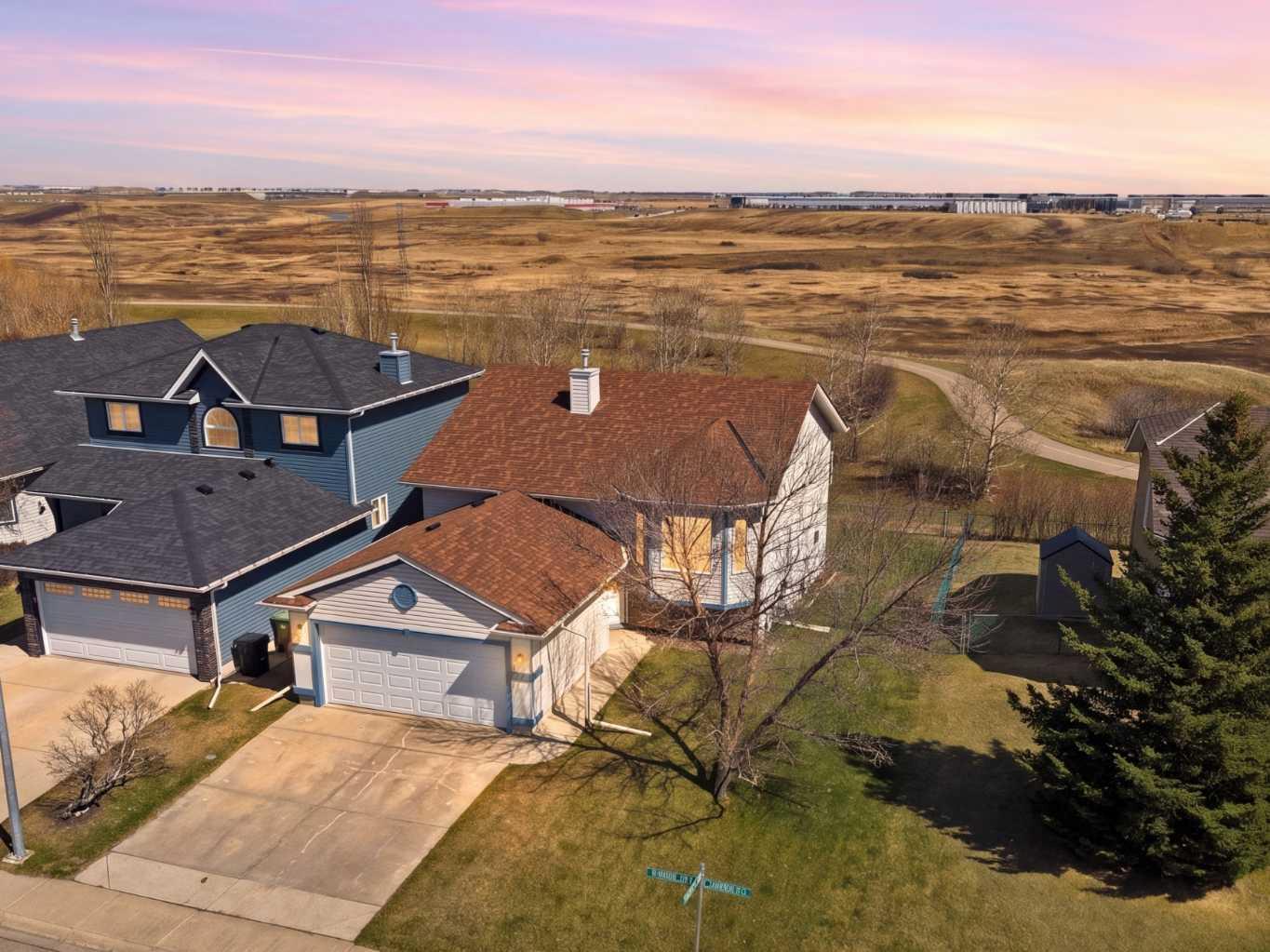 111 Coverton Close NE, T3K4P4