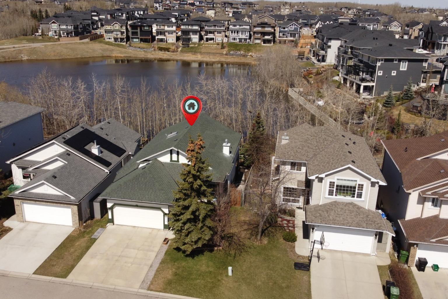 402 Rocky Ridge Cove NW, T3G 4J6