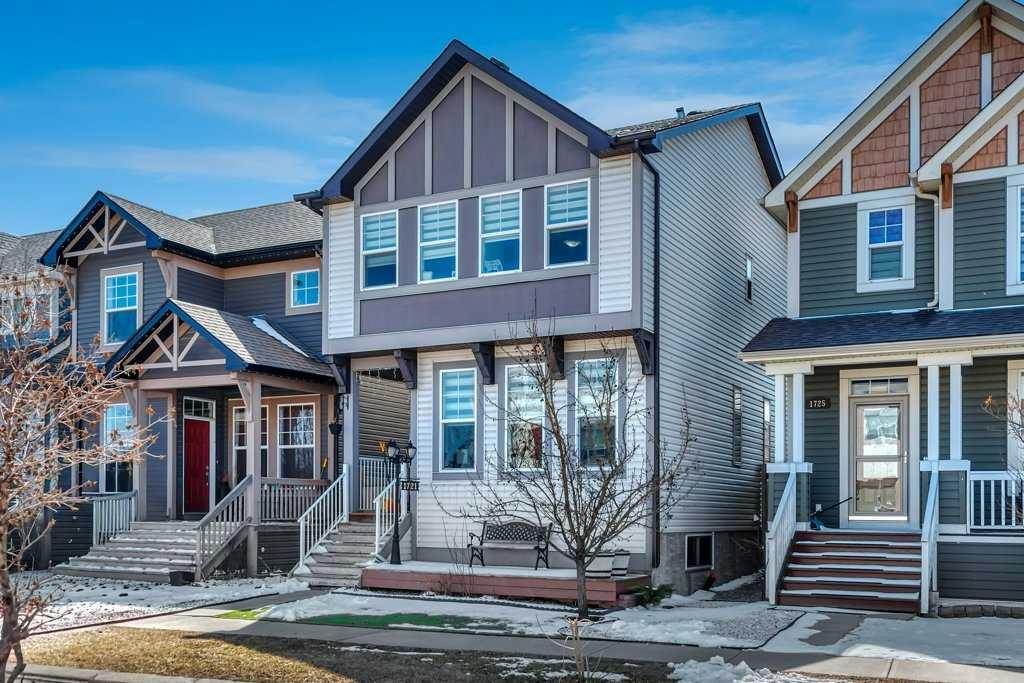 1721 New Brighton Drive SE, T2Z 0T9