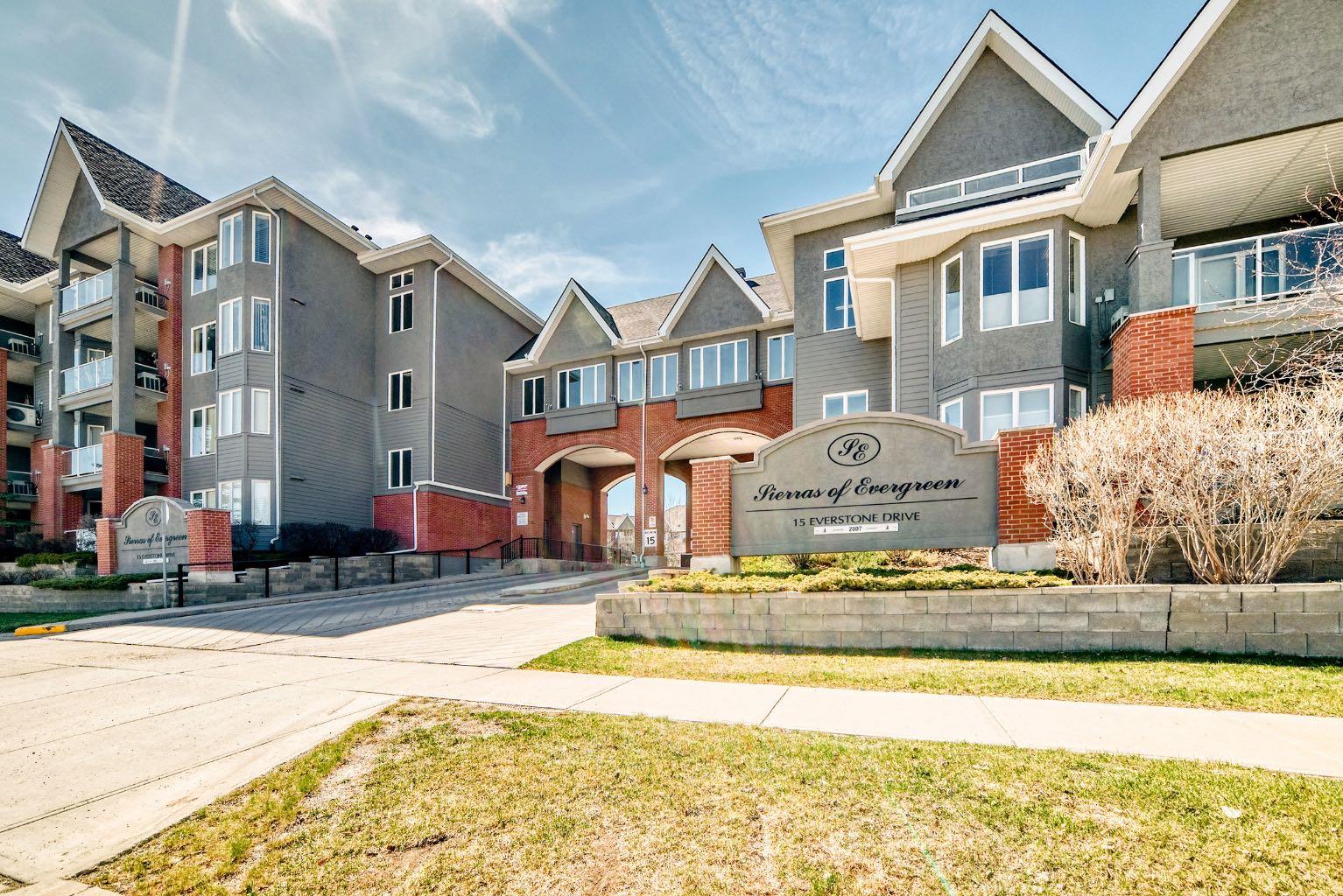 446, 15 Everstone Drive SW, T2Y 5B5