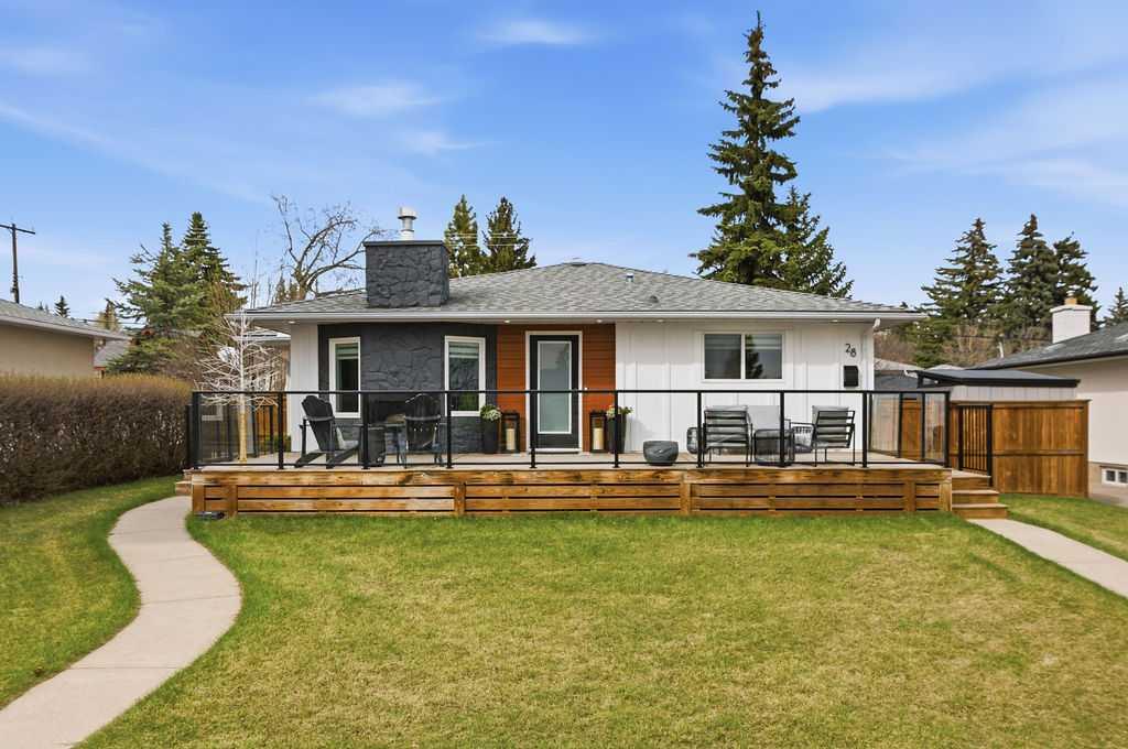 28 Canyon Drive NW, T2L 0R3