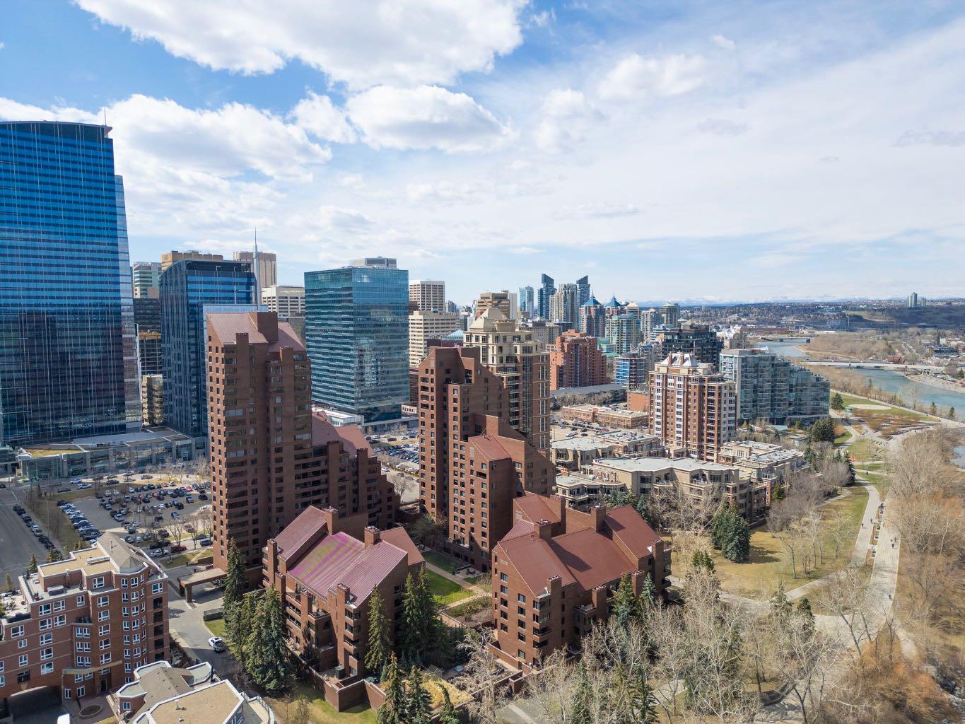 902A, 500 Eau Claire Avenue SW, T2P 3R8