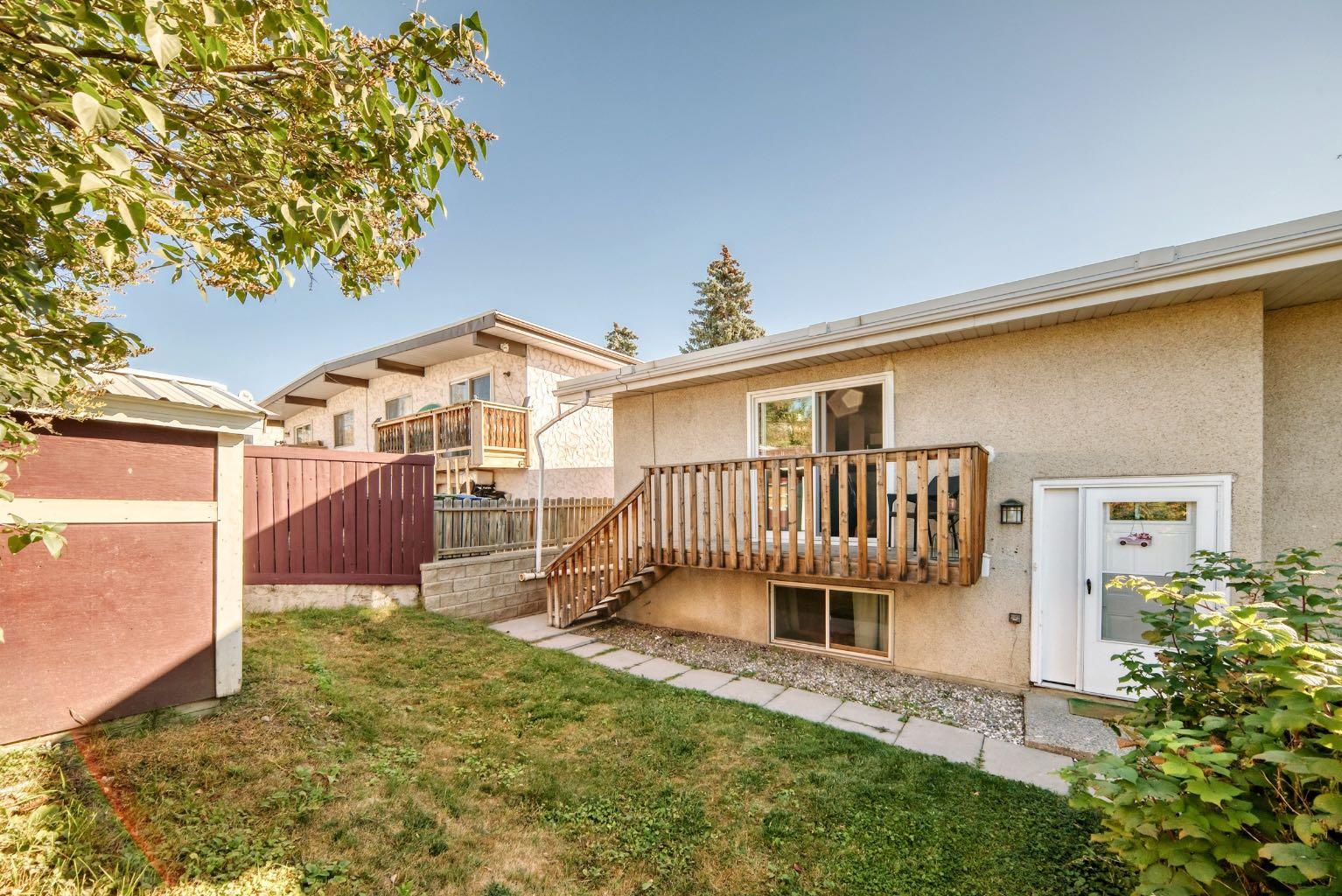724D Raynard Crescent SE, T2A 1X7