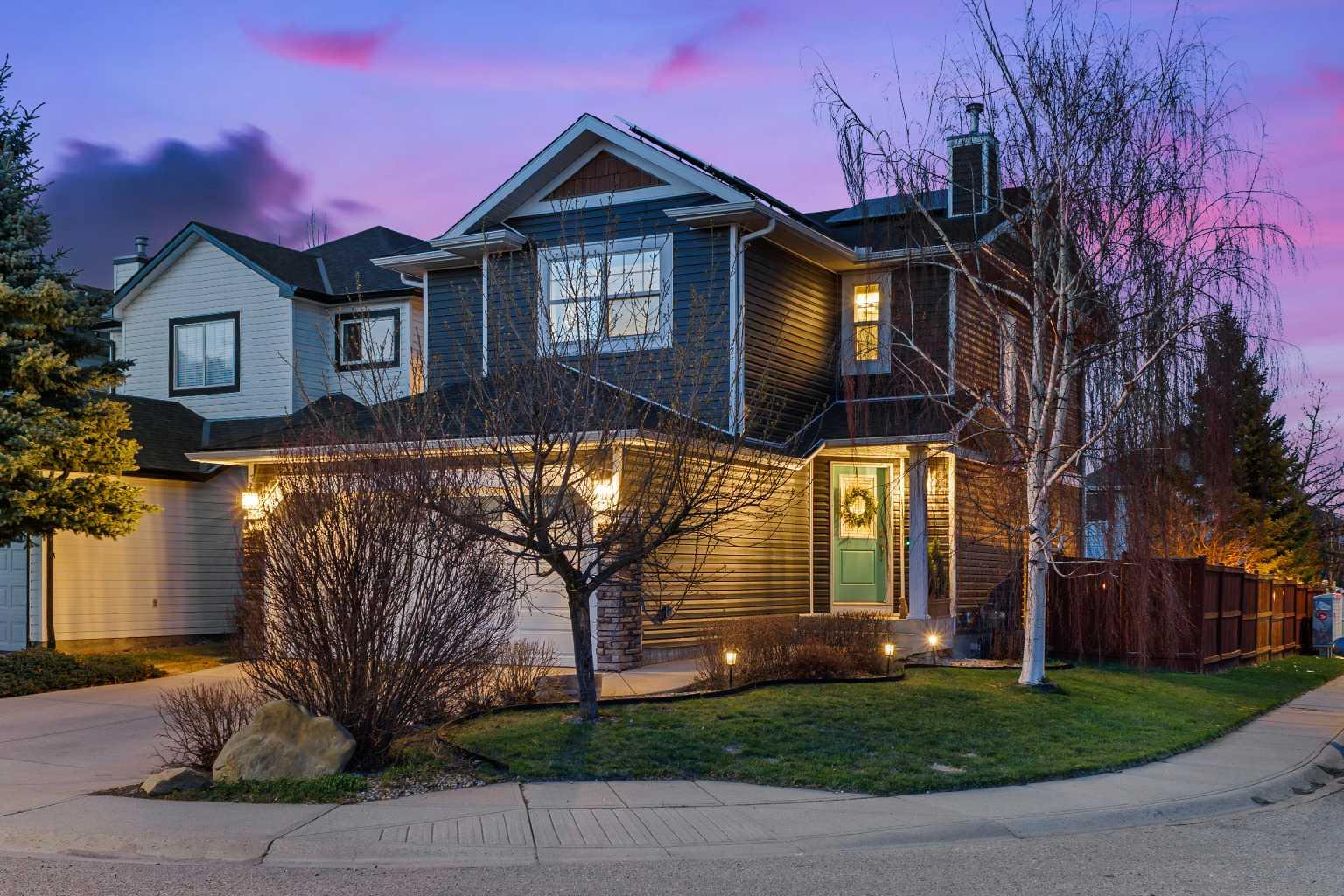 92 Bridlewood Park SW, T2Y 3R8