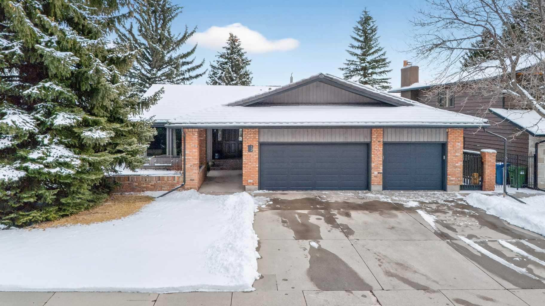 12 Midpark Place SE, T2X 1N6