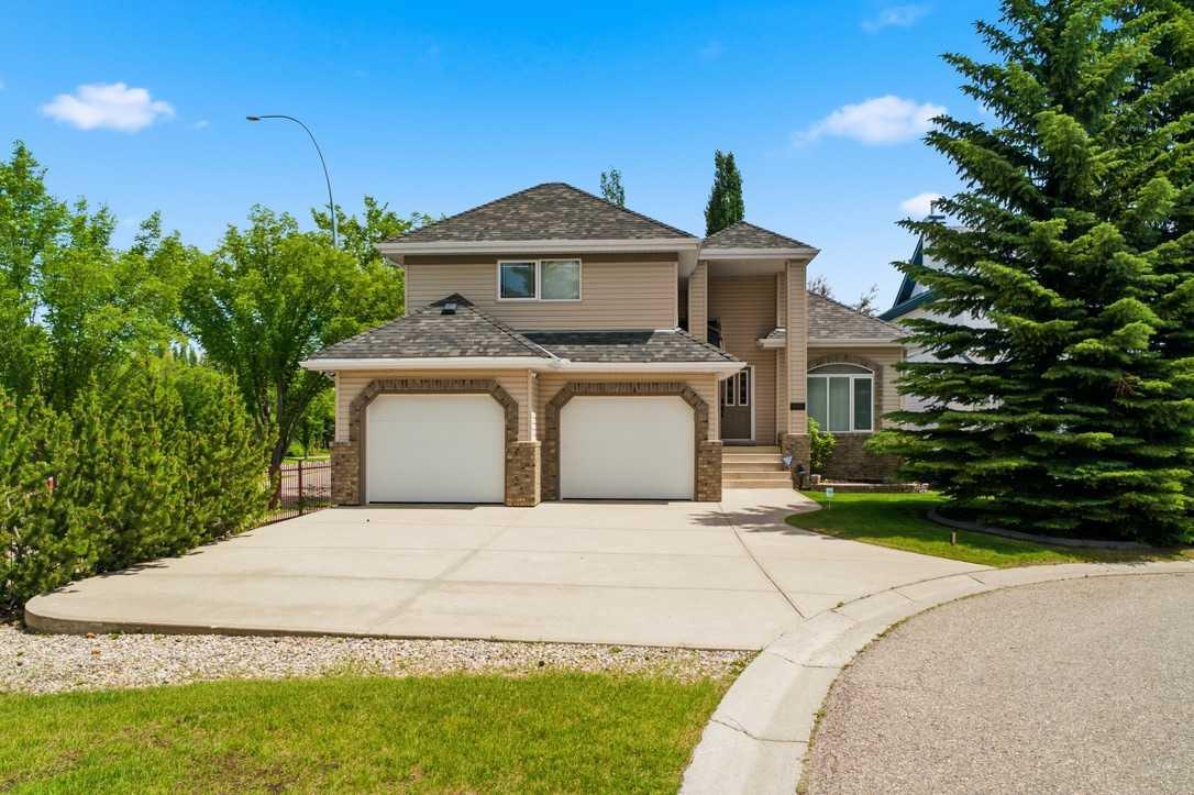 545 Rocky Ridge Bay NW, T3G 4E7