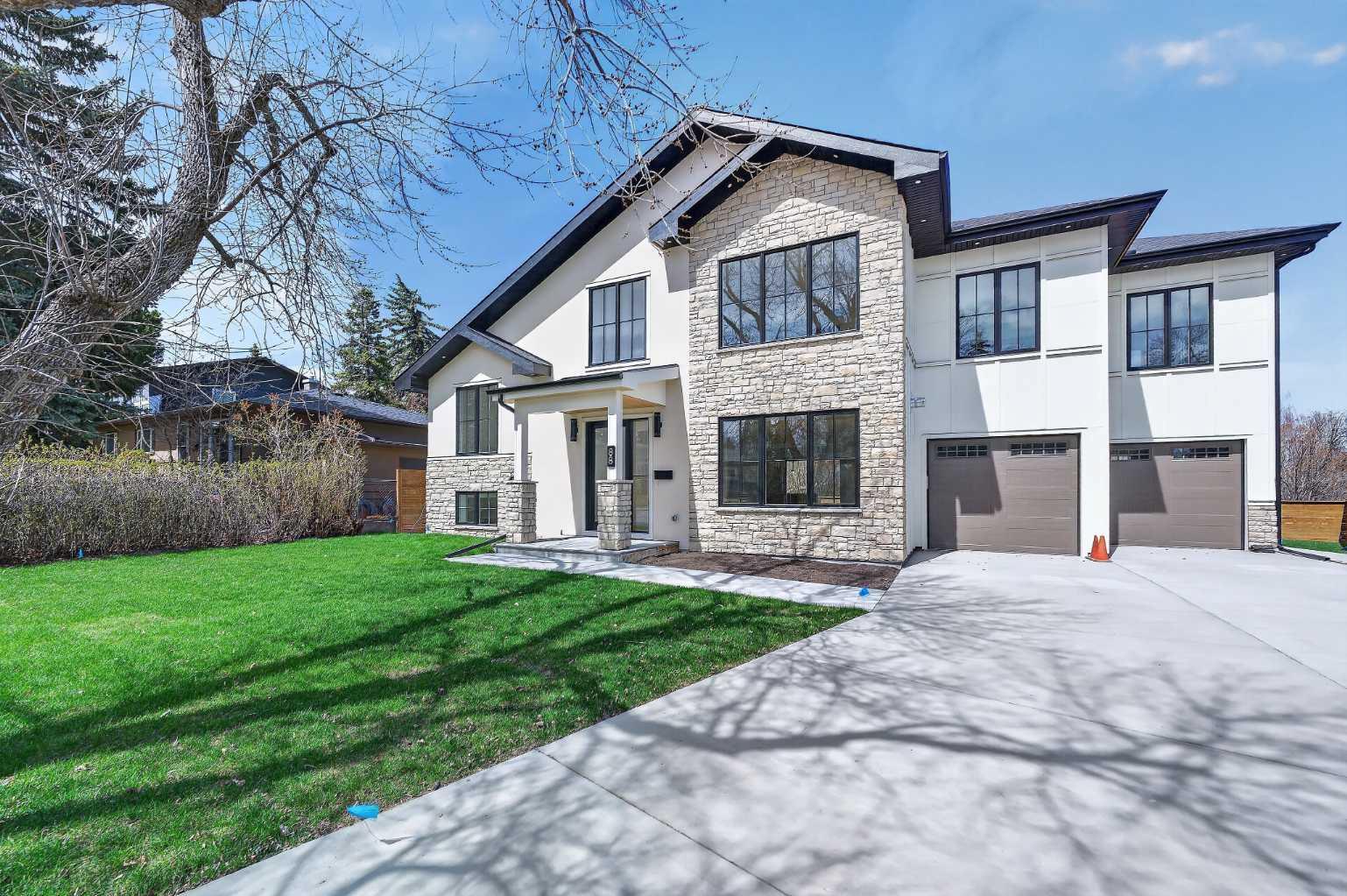 88 Woodlark Drive SW, T3C 4H5