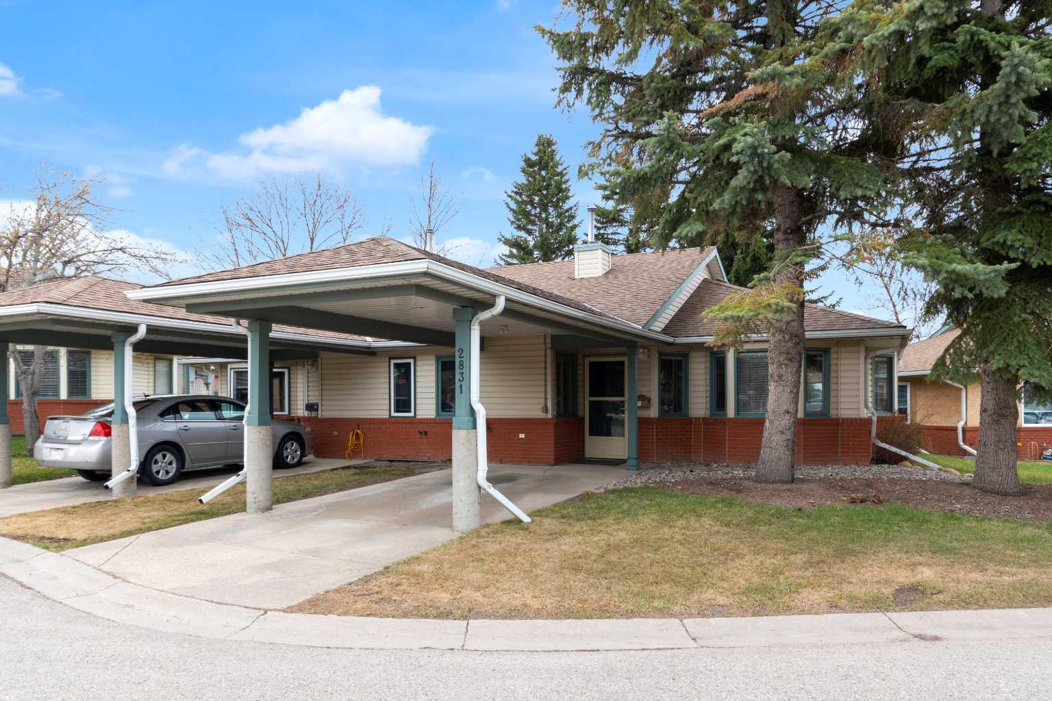 2831 Dovely Park SE, T2B 3G3