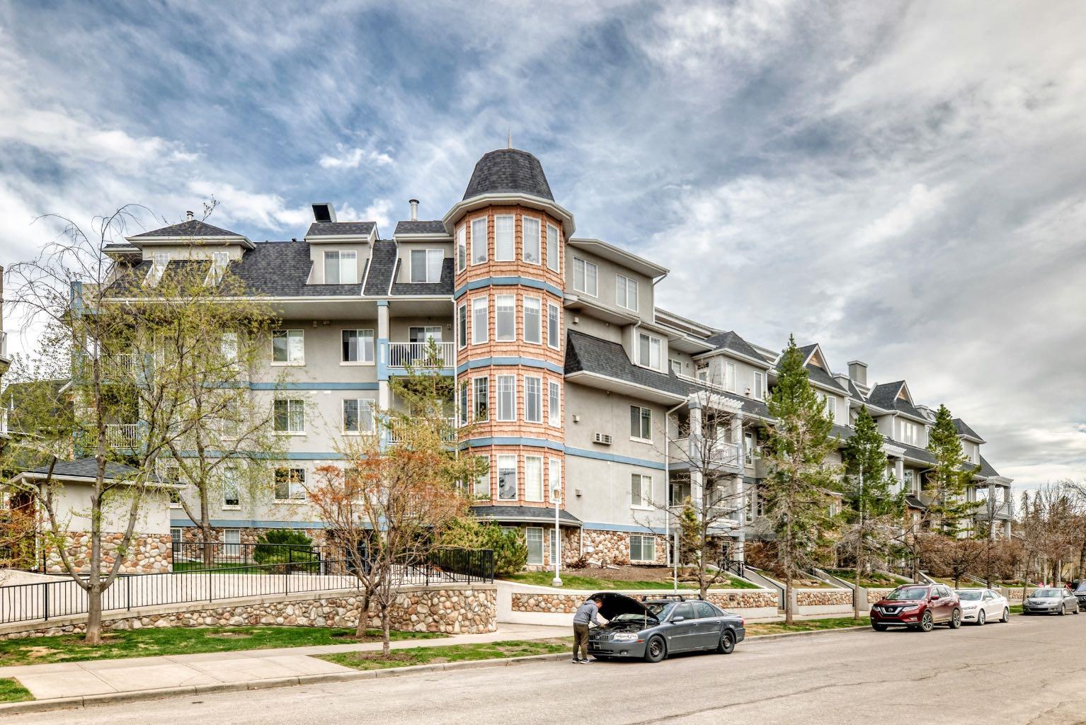 101, 2422 Erlton Street SW, T2Z3B6