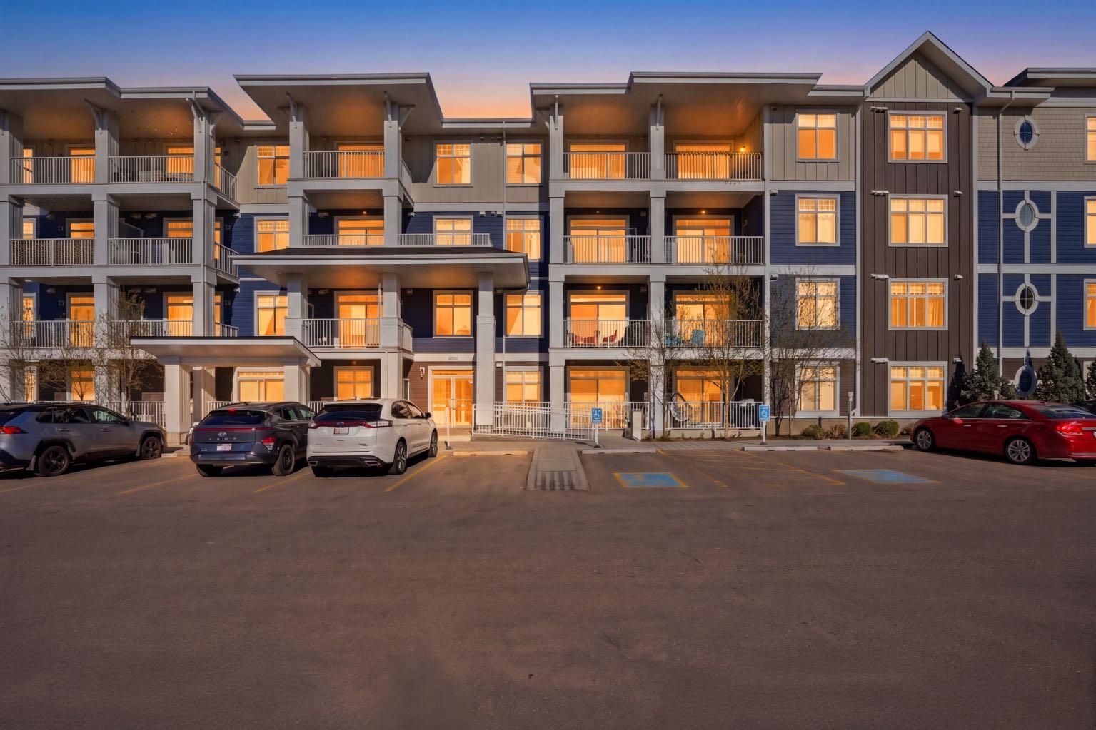 213, 400 Auburn Meadows Common SE, T3M3K7