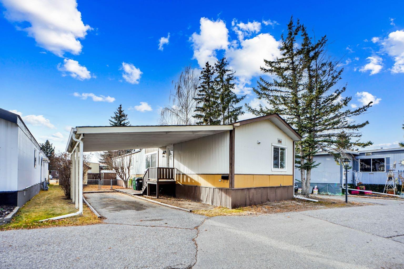 208, 3223 83 Street NW, T3B 5N4