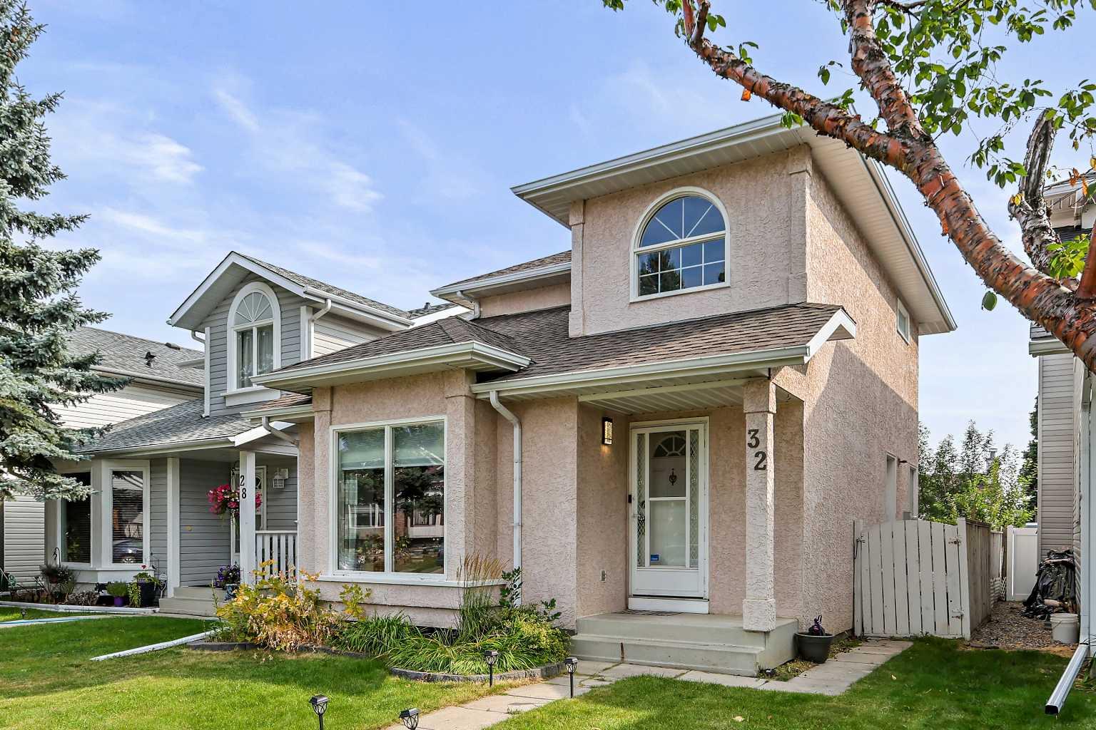 32 Millrise Crescent SW, T2Y 2H6