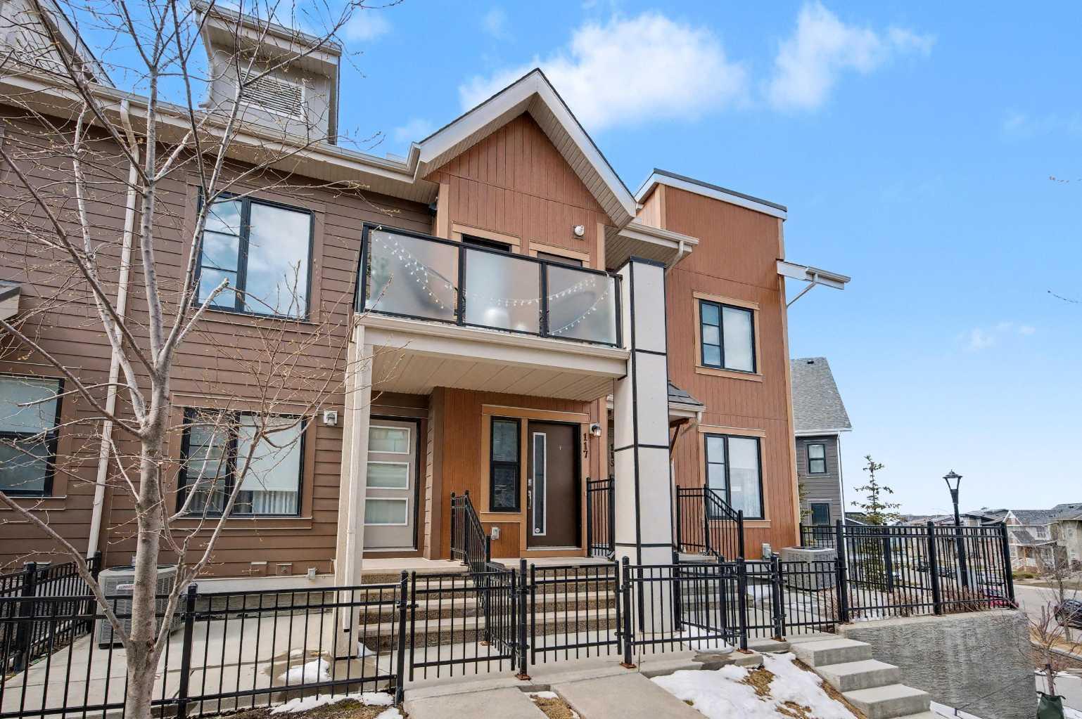 117 Livingston Common NE, T3P 1K1