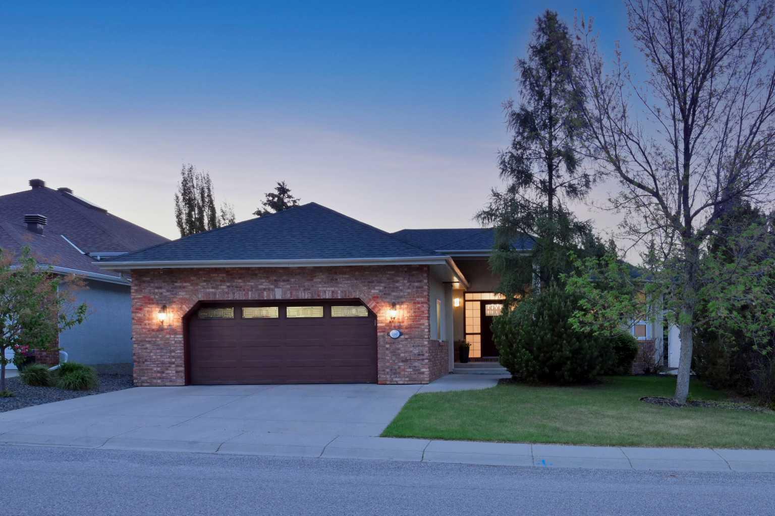 156 Christie Park View SW, T3H 2Z5