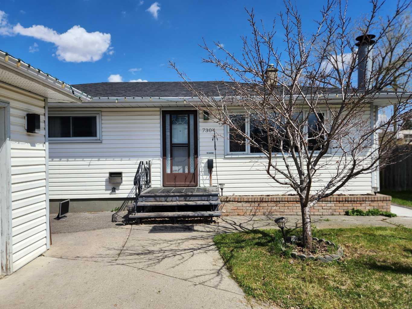 7304 5 Street SW, T2Y 1B1