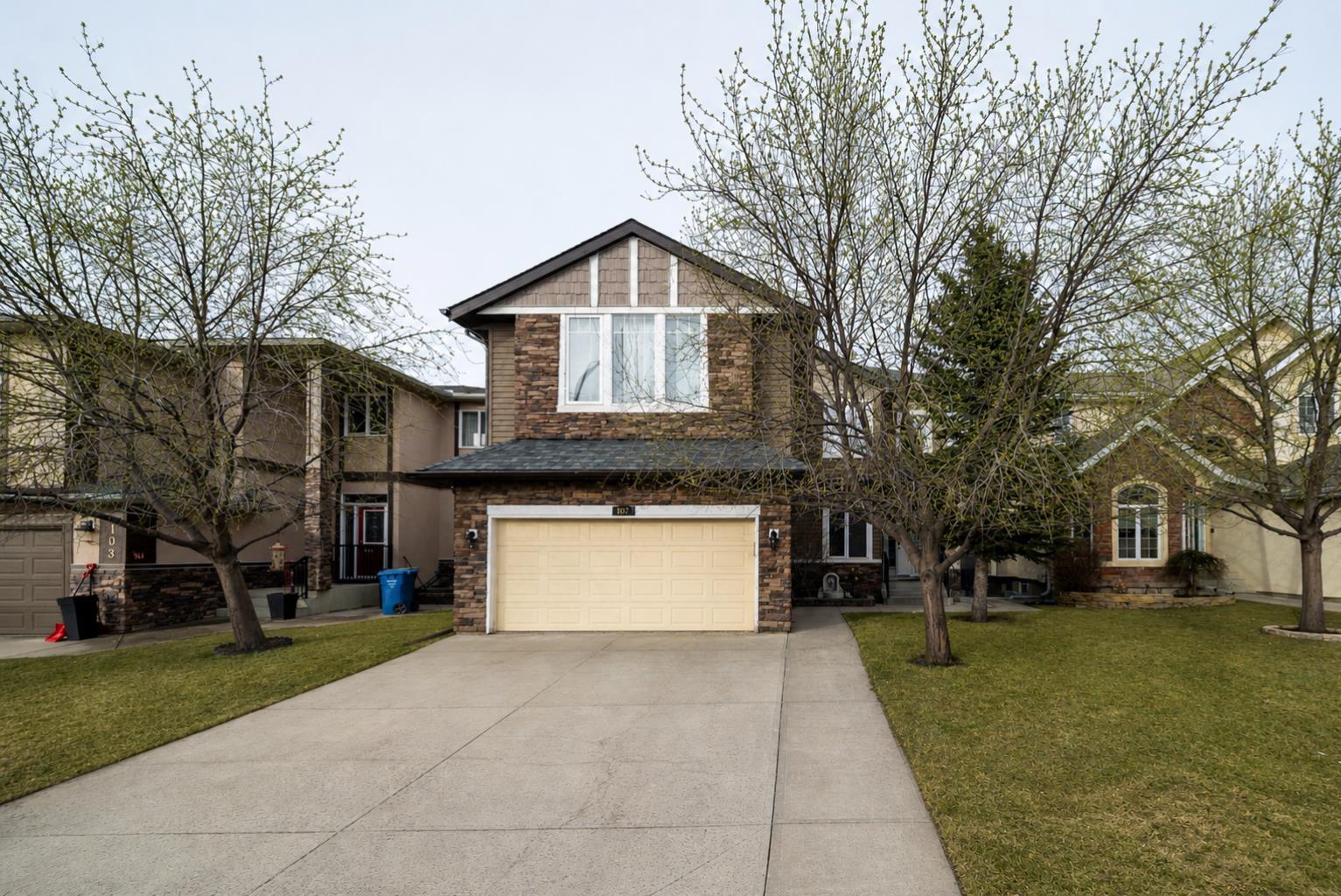 107 Panatella Close NW, T3K 6C6