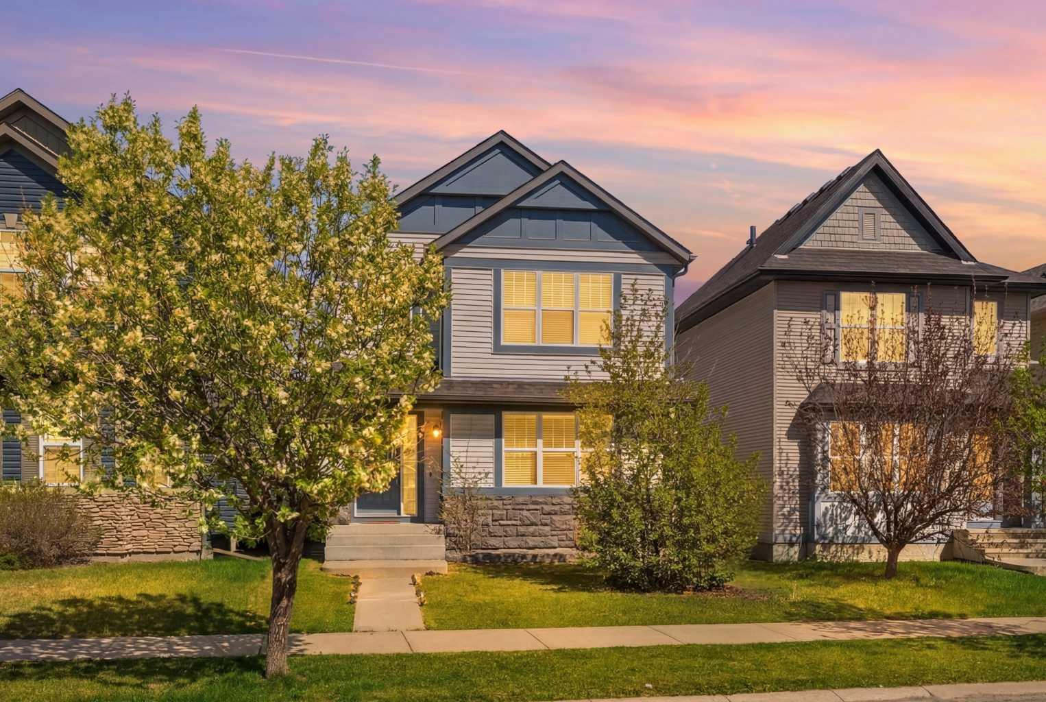 213 Silverado Drive SW, T2X 0C7