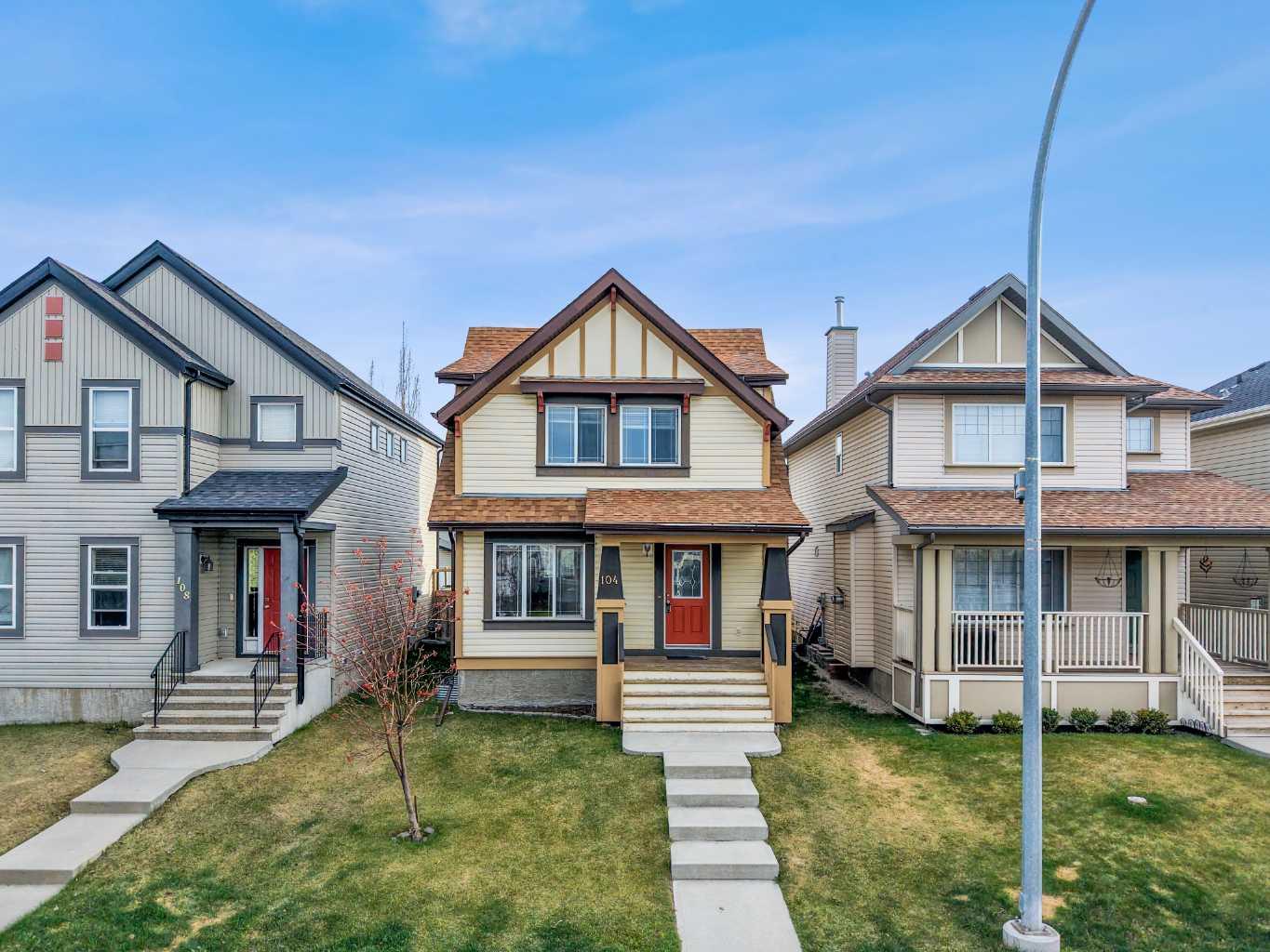104 Copperstone Terrace SE, T2Z 4S2