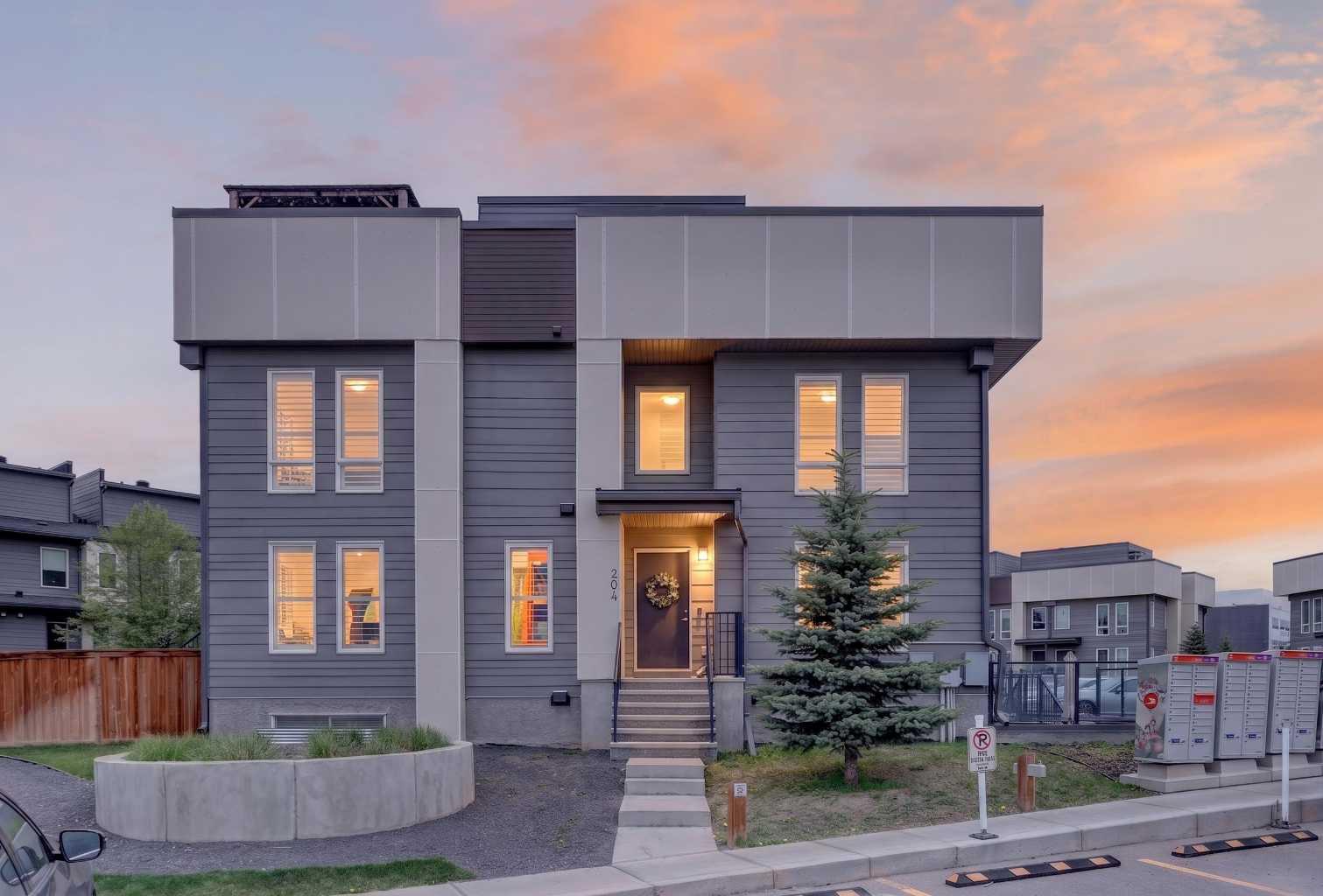 204, 19500 37 Street SE, T3M 2W9