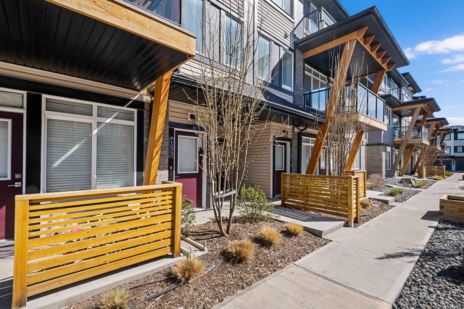 153 Savanna Walk NE, T3J0Y3