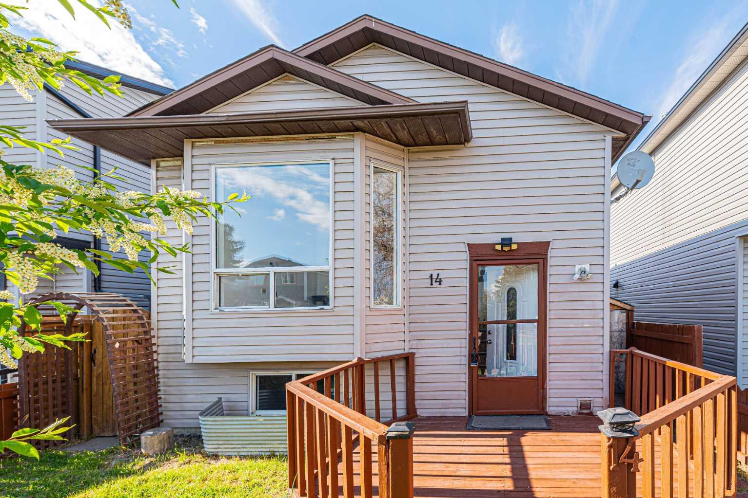 14 Martindale Mews NE, T3J 2V5