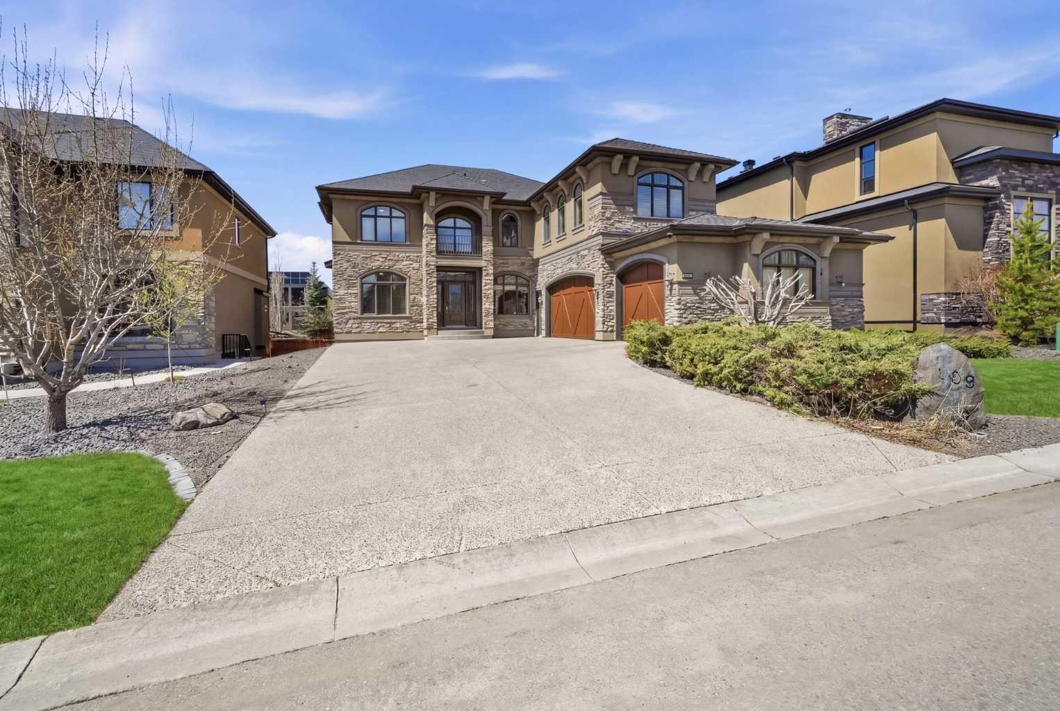 109 Aspen Ridge Place SW, T3H0J6