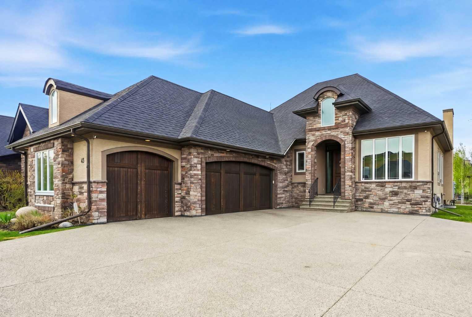 45 Cranbrook Heights SE, T3M 1W5