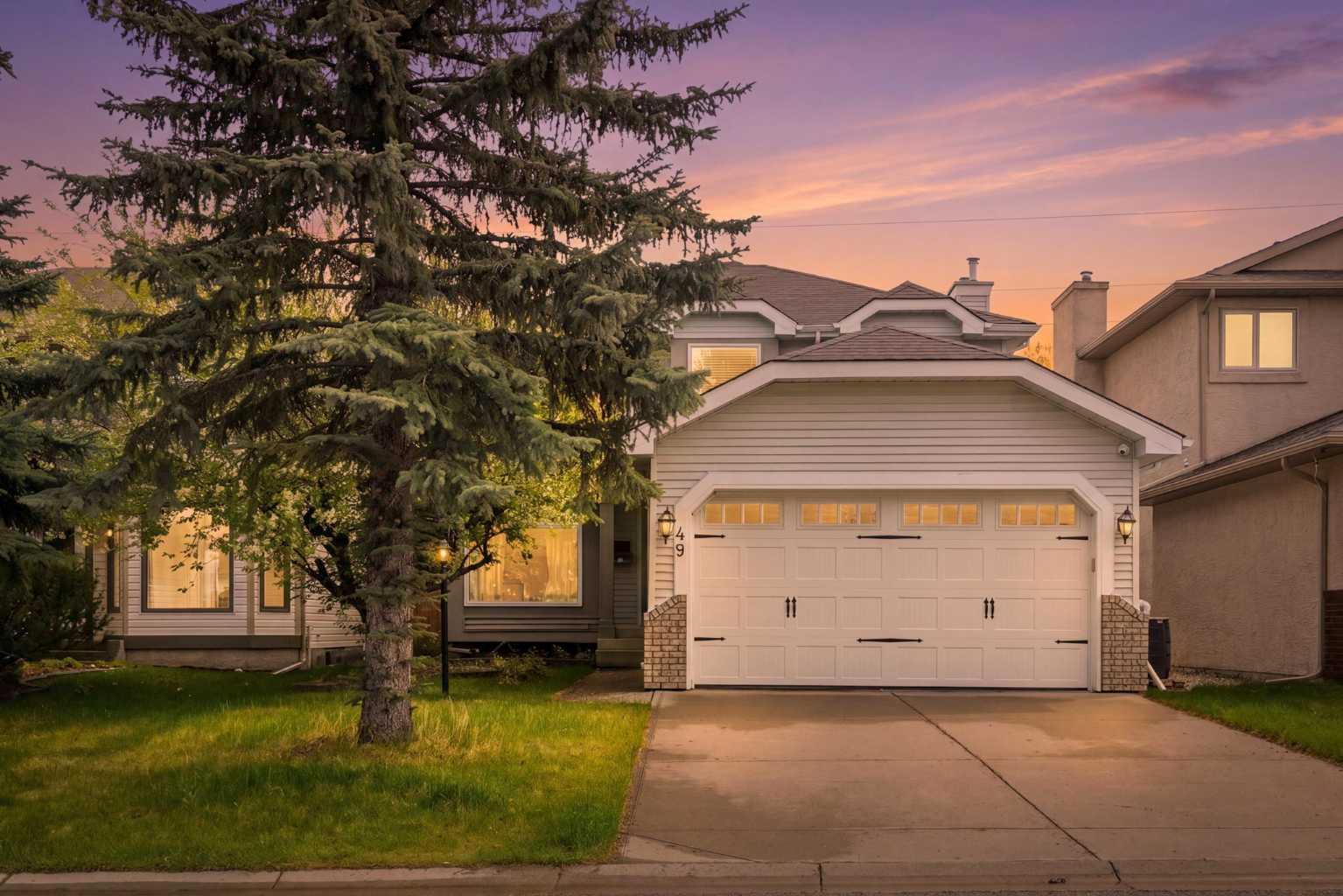 49 Shawbrooke Close SW, T2Y 3A5
